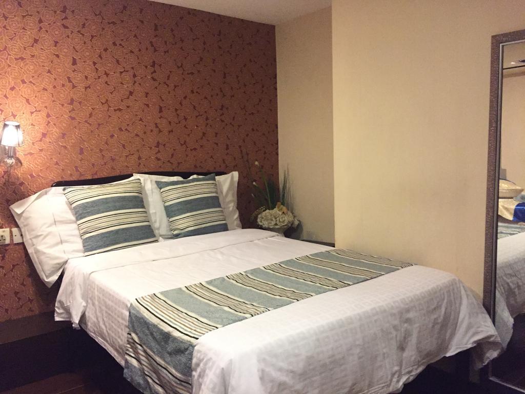 Wisma tamu California 2*