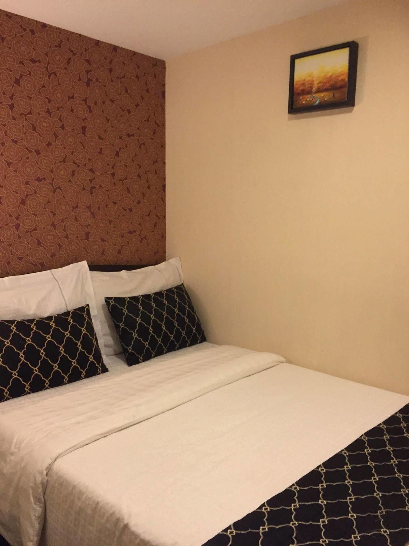 Wisma tamu California 2*